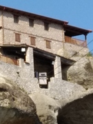 Gran_Meteora-stazione_monastero_e_cabina.jpg