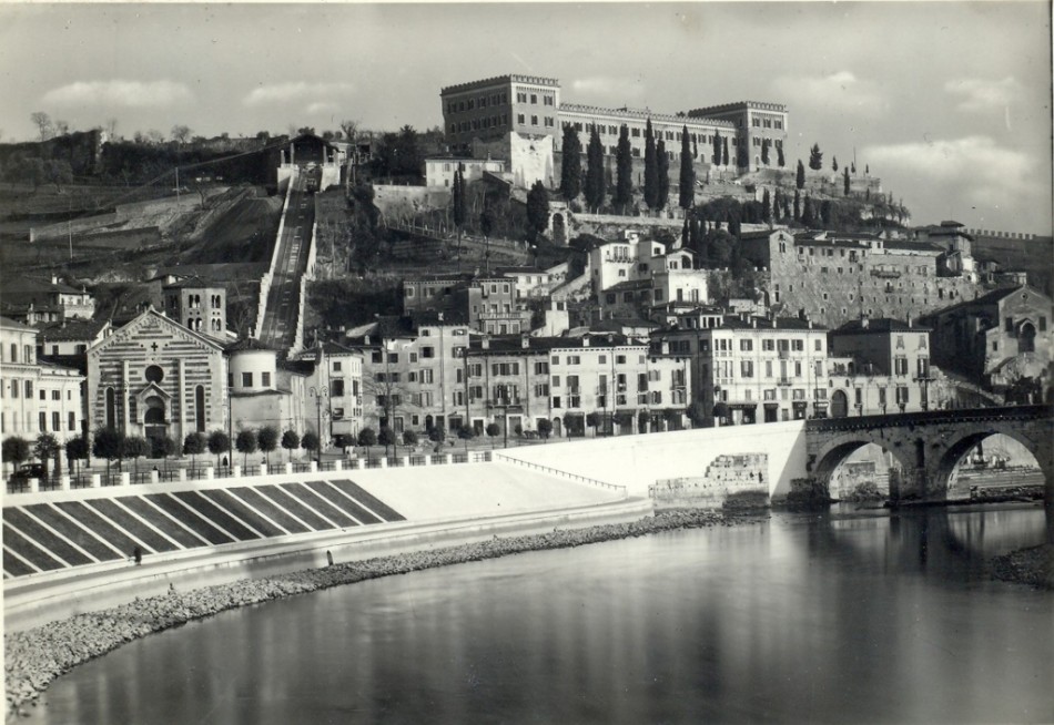 LEITNERropeways_Verona_San_Pietro